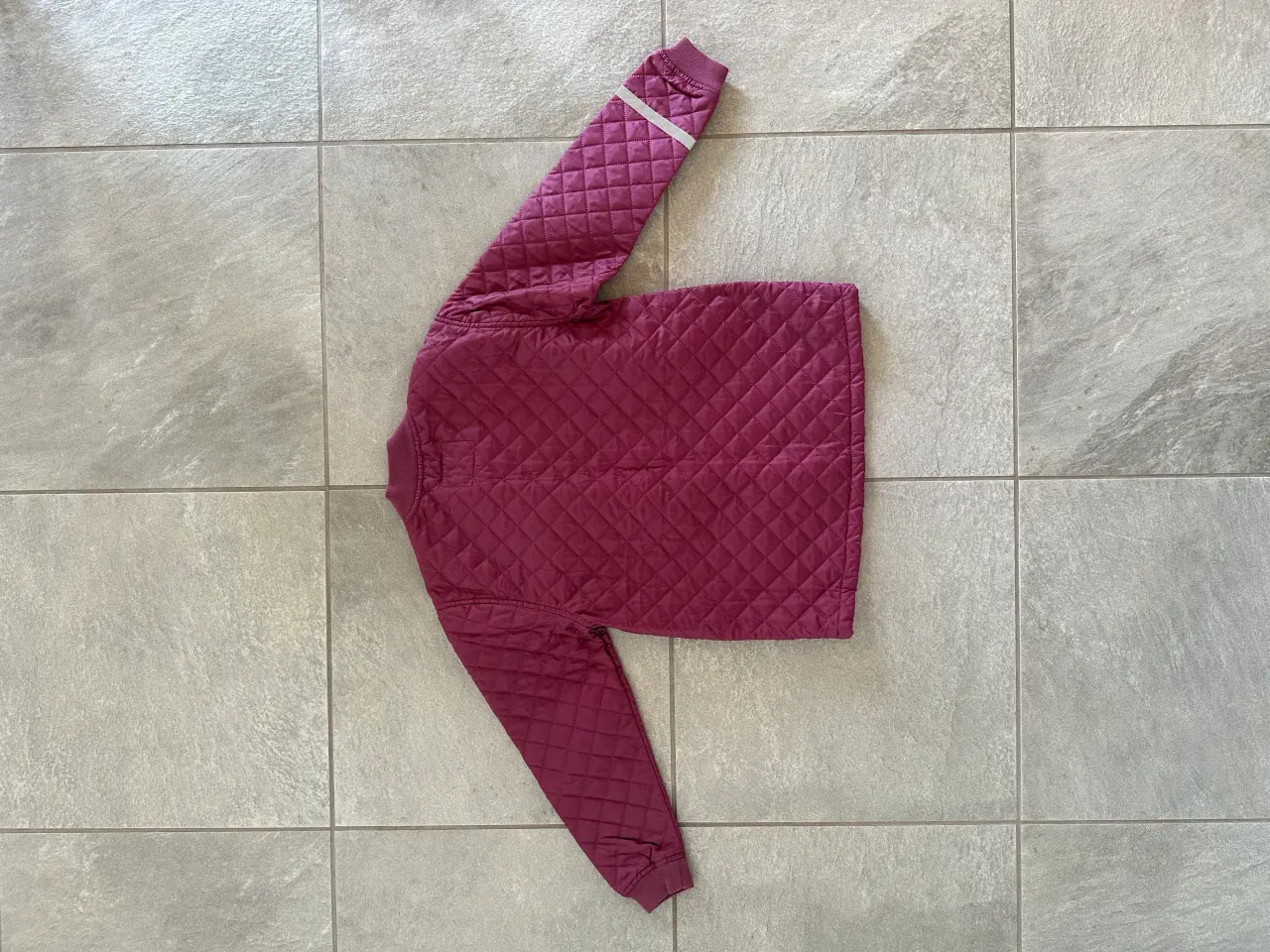 Billede 2 - Termojakke uden fleece str. 140/146