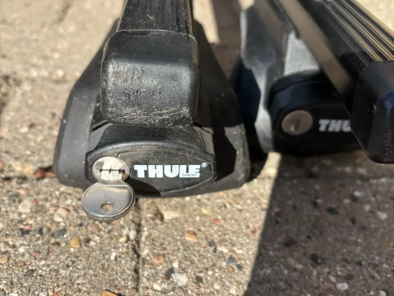 Billede 2 - Thule tagbøjler med lås