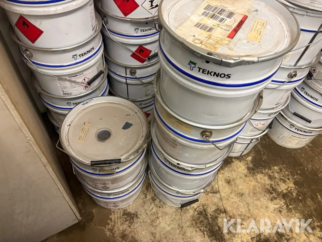 Billede 5 - Maling Teknodur Combi - blandet lot - 43 spande i alt