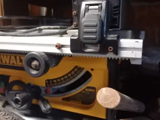 Dewalt bordrundsav