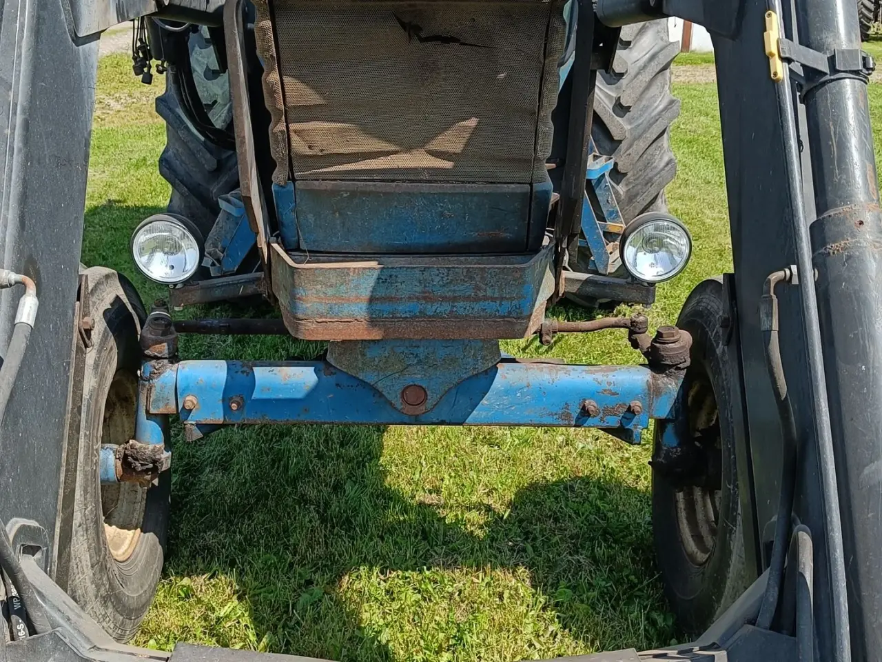 Billede 3 - Ford 8210 med frontlæsser