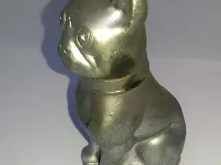 Metal hund