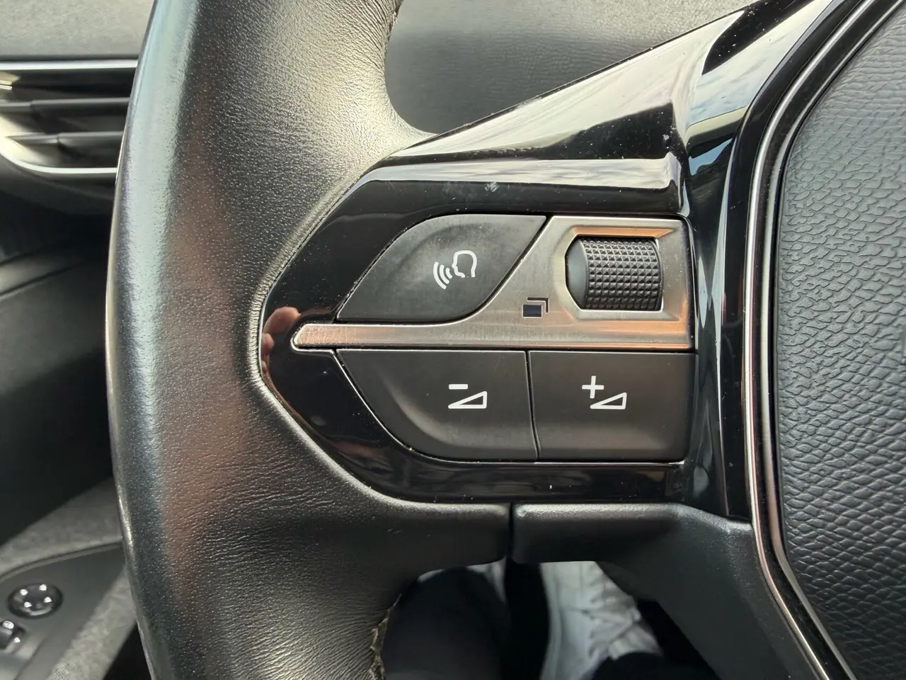 Billede 12 - Peugeot 3008 1,2 PureTech Strike 130HK 5d 6g