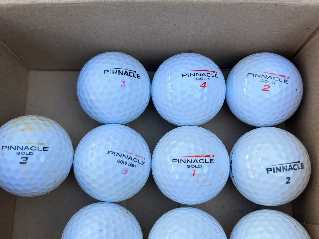 Billede 1 - 24 stk Pinnacle på lager. Samlet pris 60kr