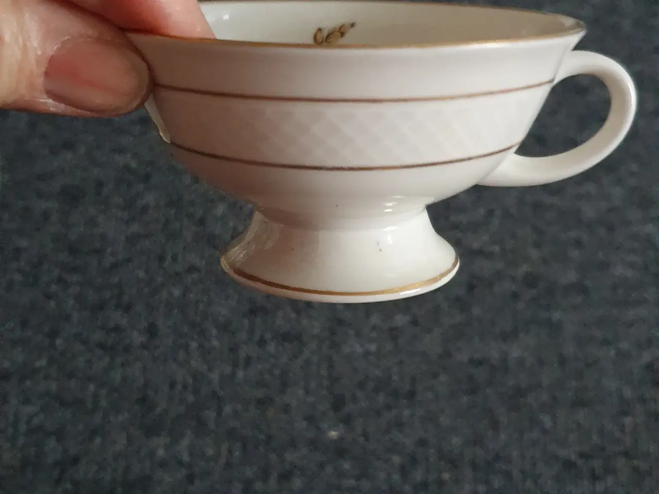 Billede 3 - Te stel på fod med guld og grangrene