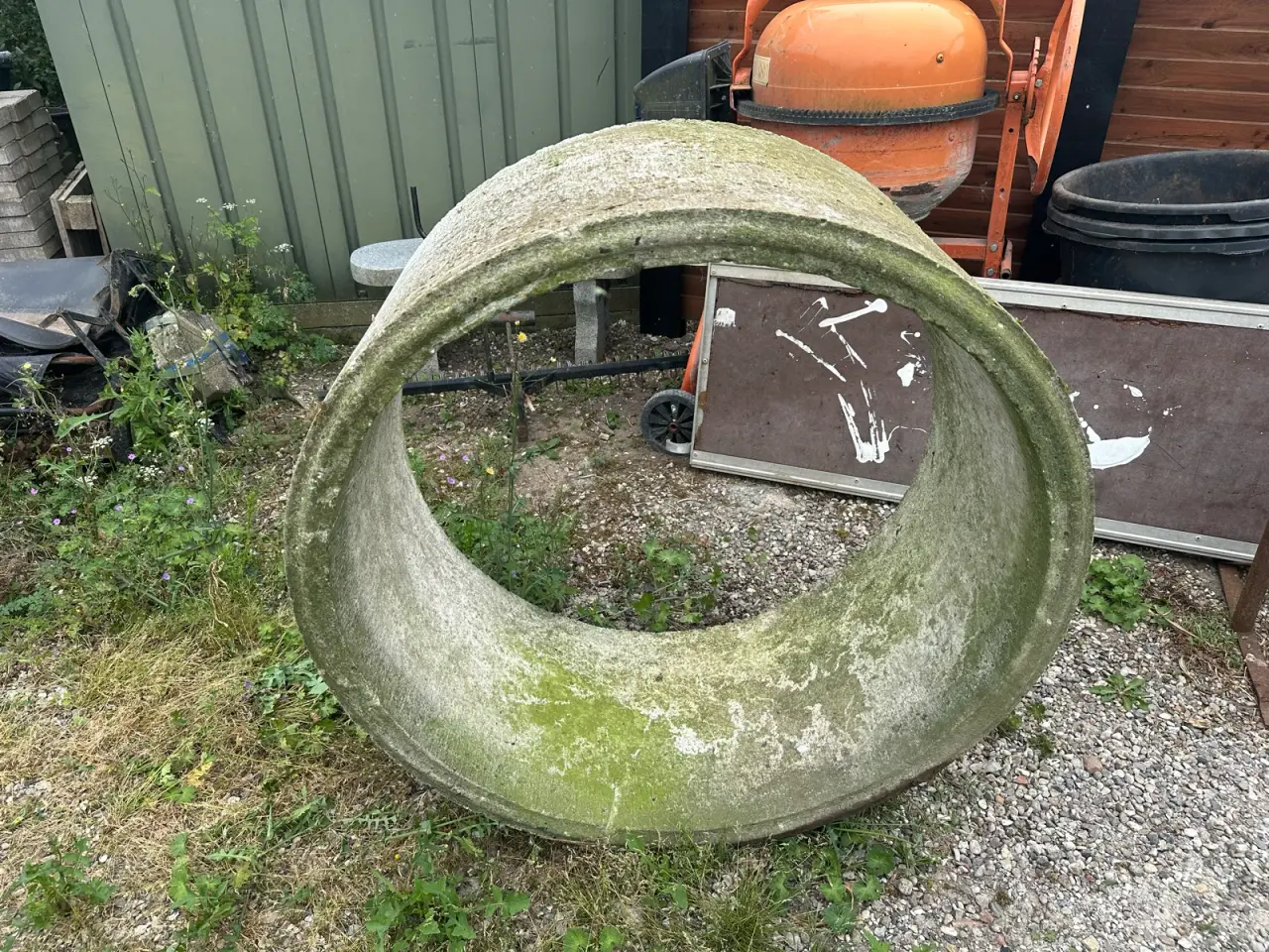 Billede 2 - Brøndring, Beton rør/ring diameter 112 cm