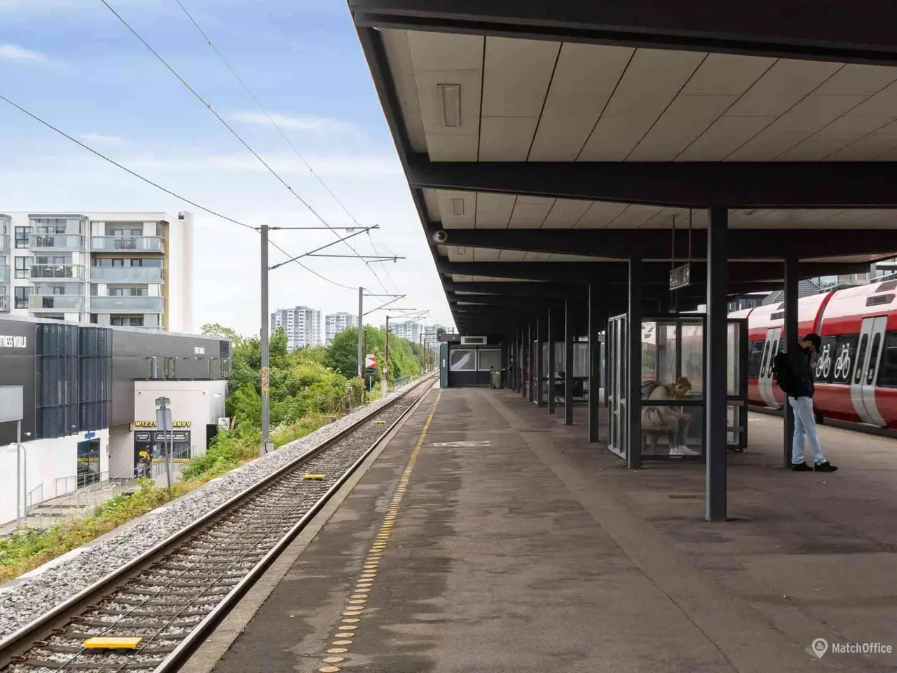 Billede 6 - Velbeliggende rammer med rigtig god eksponering og stor glasfacade
