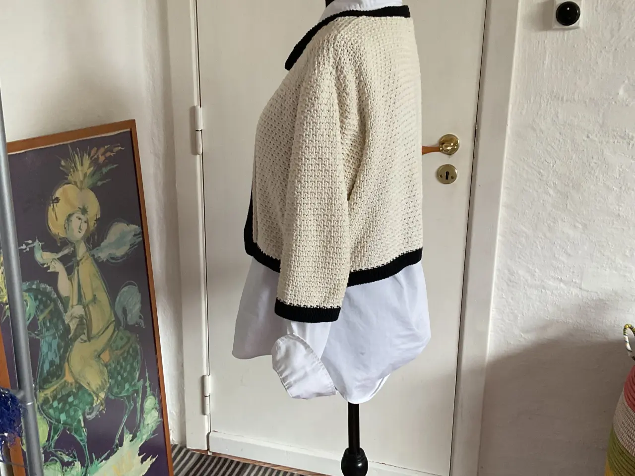 Billede 6 - Ny fin Cardigan, i beige/blå, mrk. XITED, str. 38