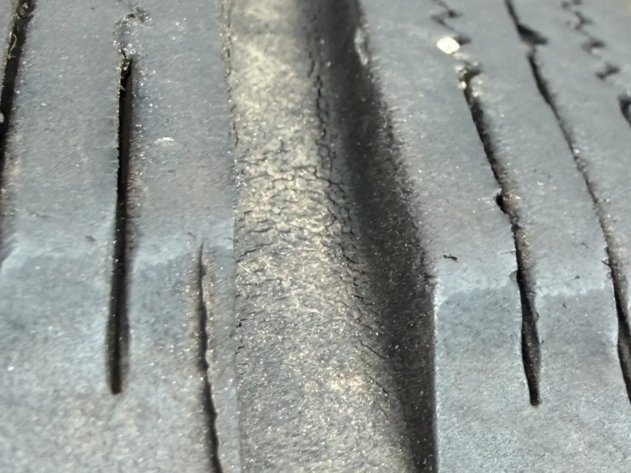 Billede 3 - Hankook vinterdæk 225/50R18