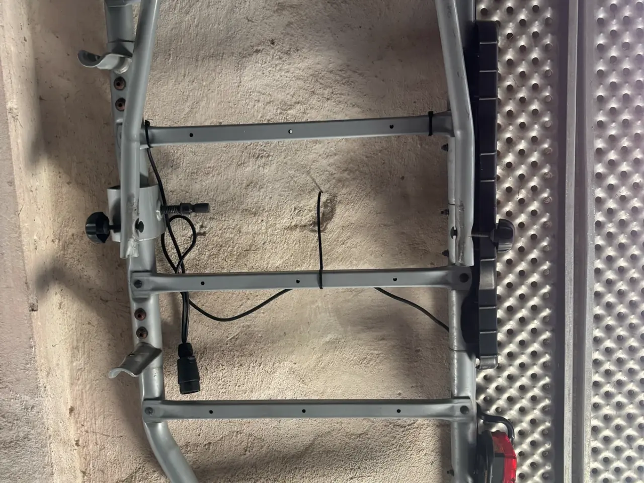 Billede 1 - Thule platform