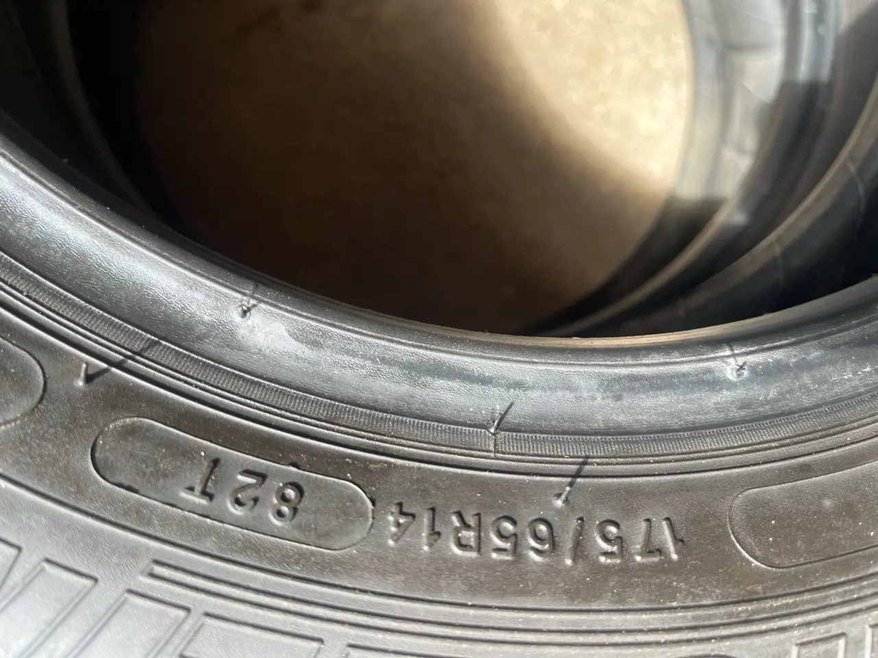 Billede 4 - 175-65-14 Sommerdæk 2 stk.