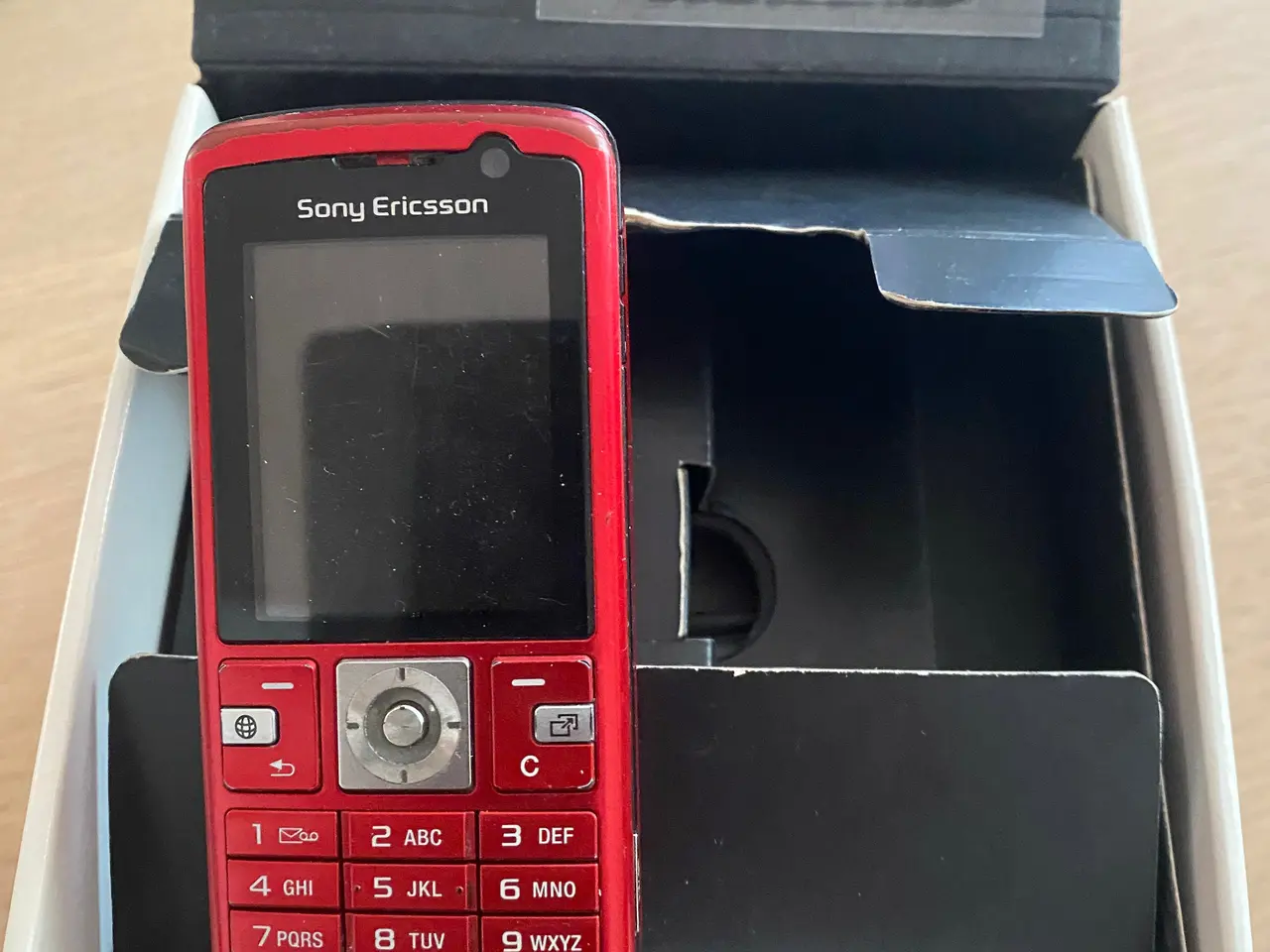 Billede 4 - Sony Ericsson K610i i original æske. Virker fint. 