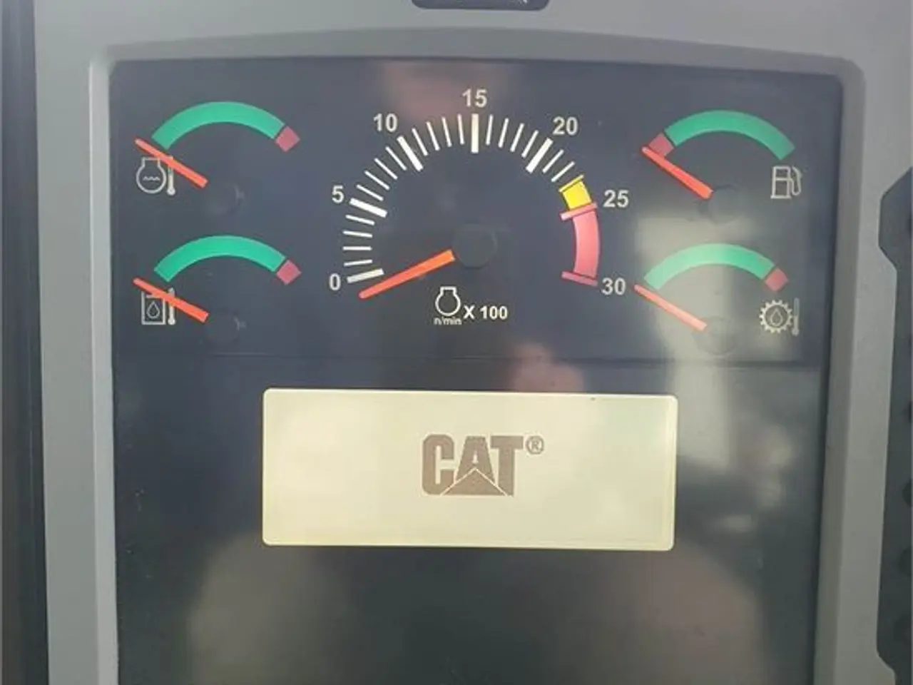 Billede 27 - Caterpillar D7E LGP - 28,5 ton - Ripper, Leica 3D GPS System - EPA