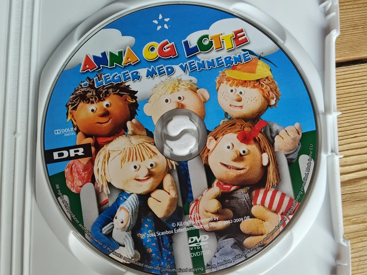 Billede 2 - Anna og Lotte leger med vennerne DVD