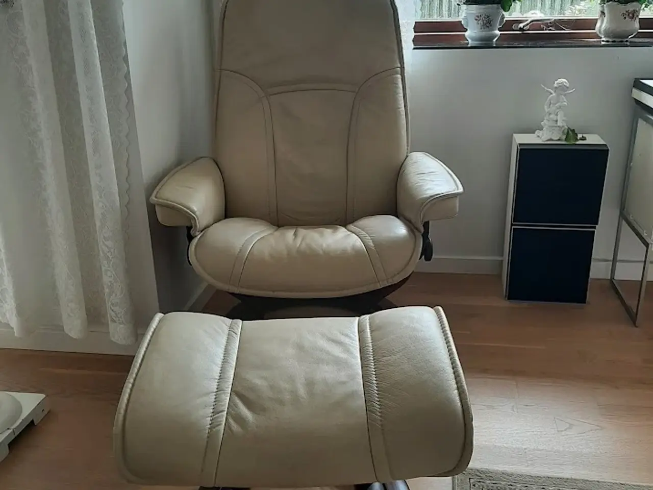 Billede 1 - Stressless lænestol med skammel