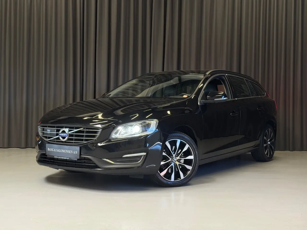 Billede 1 - Volvo V60 2,0 D4 190 Momentum aut.