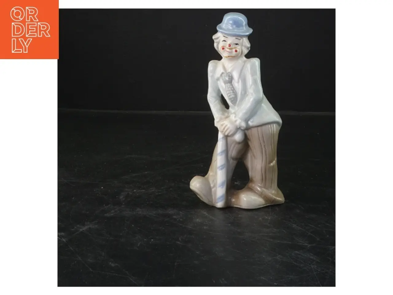 Billede 1 - Porcelænsfigur af mand (str. 17x8,5 cm)