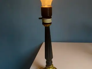 Vintage bordlampe – Type L.B. 106