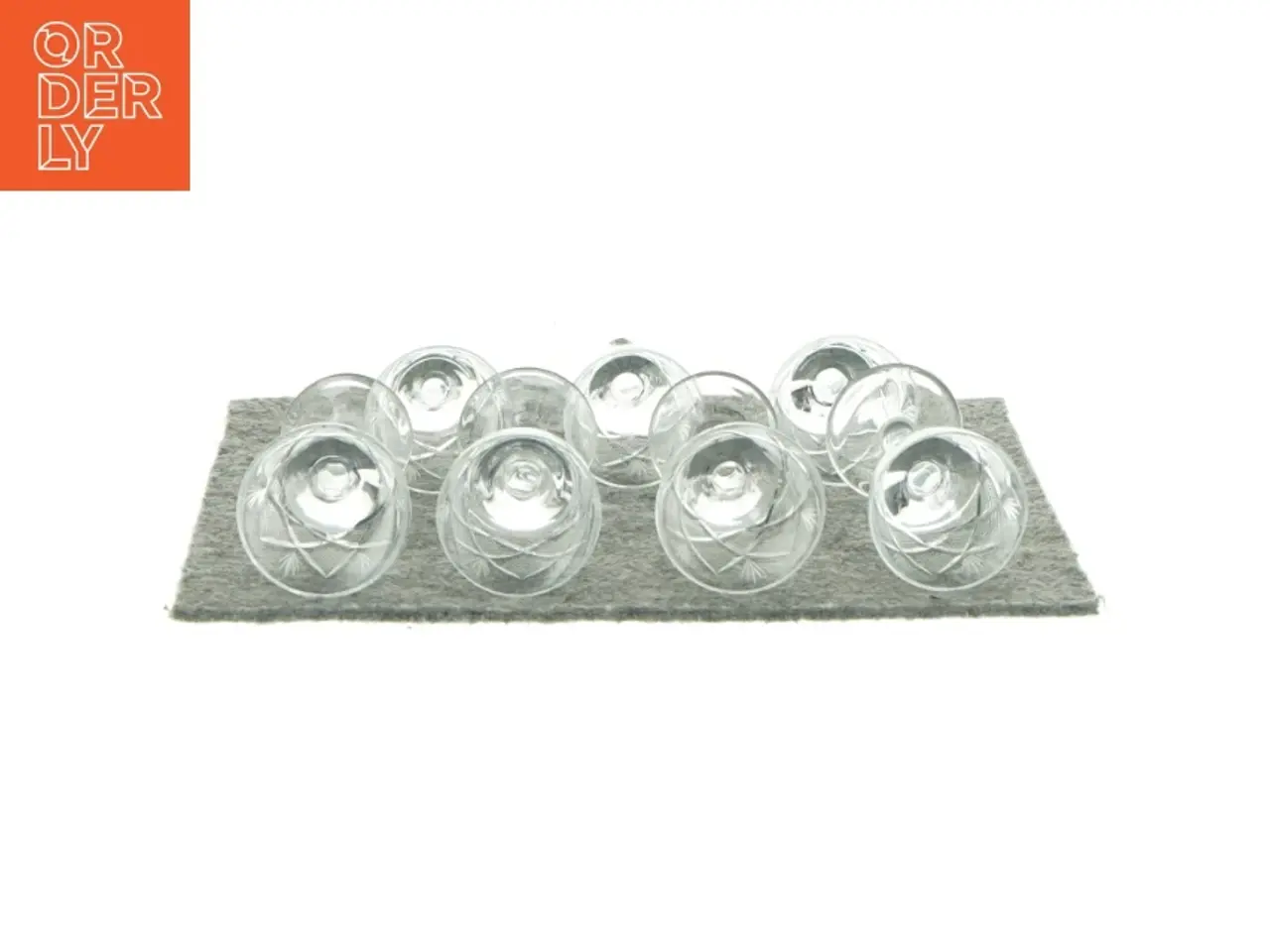 Billede 3 - 7 snapseglas fra uk (str. 8 CM Ø 45)