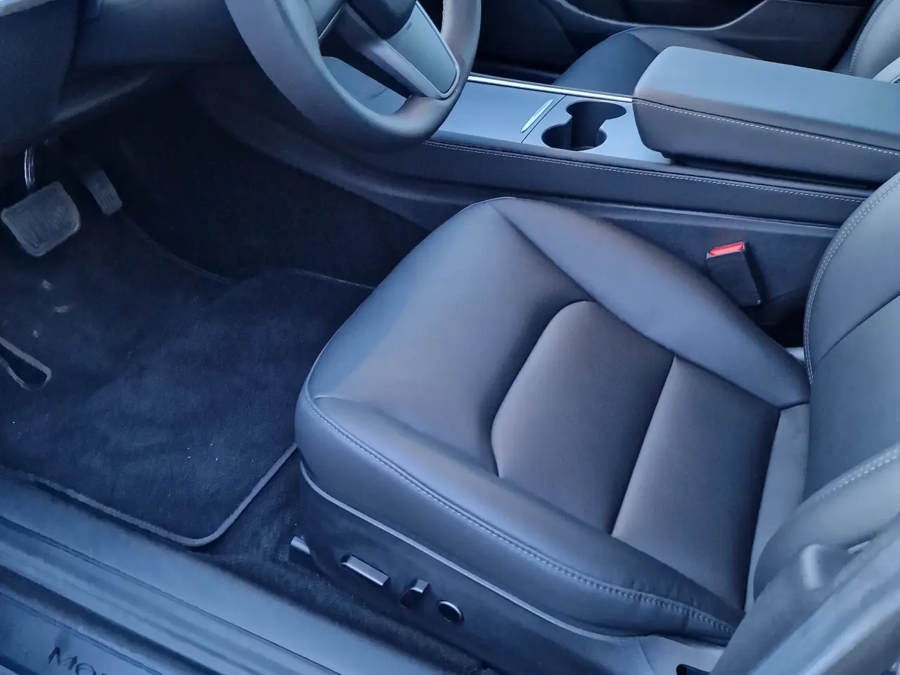 Billede 10 - Tesla 3 / 2023, som ny