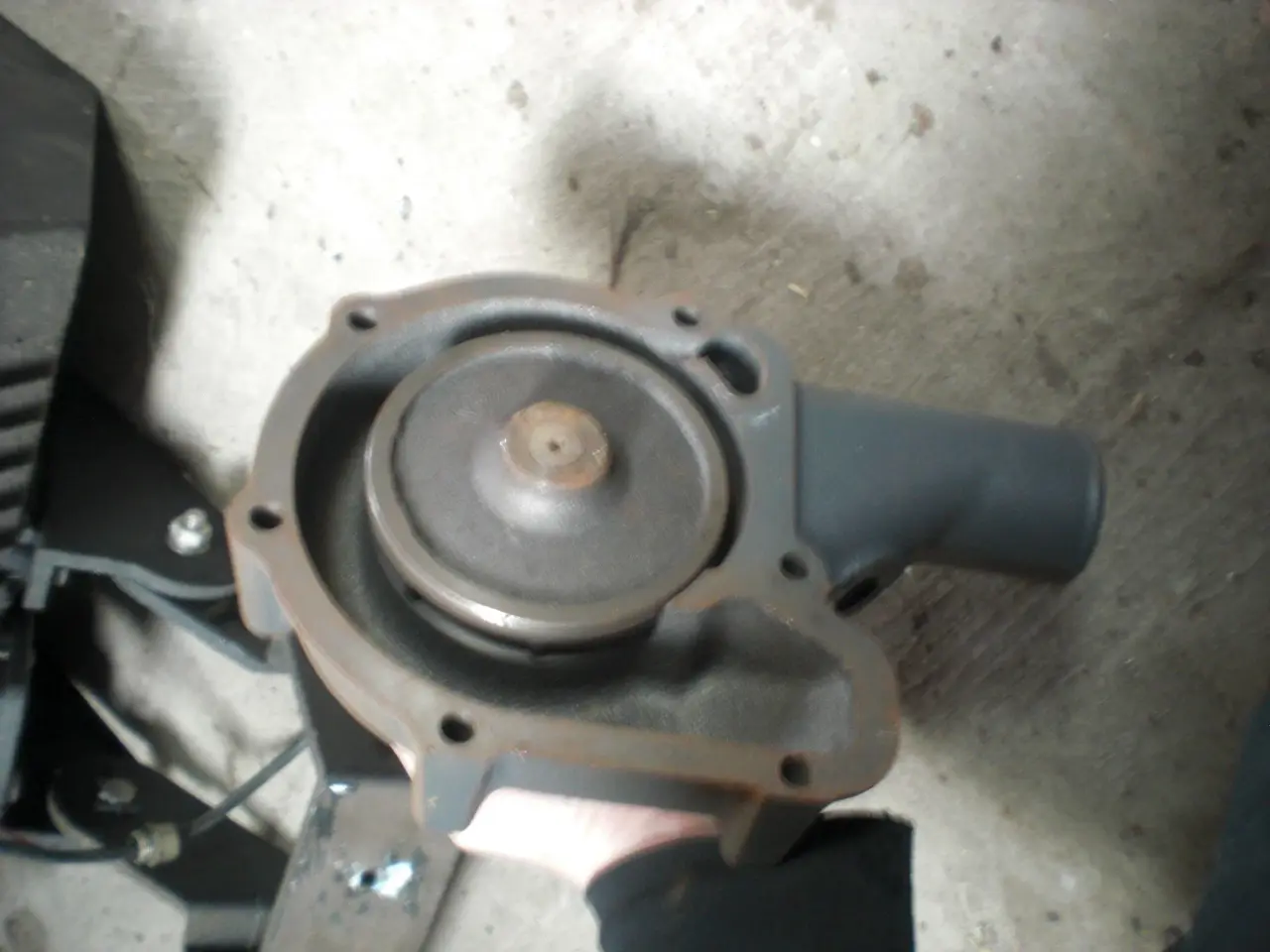 Billede 2 - Massey Ferguson vandpumpe A6-354