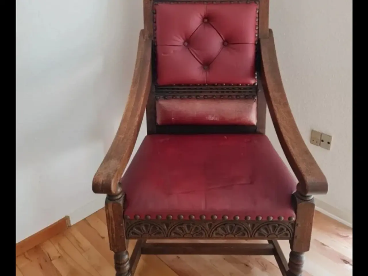 Billede 1 - Sjælden Elizabeth II Throne Chair 1977 – nr. 227/5