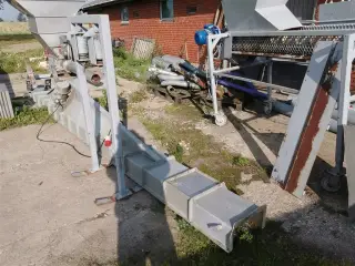 - - - Vibrationstransportør Længde 540 cm
