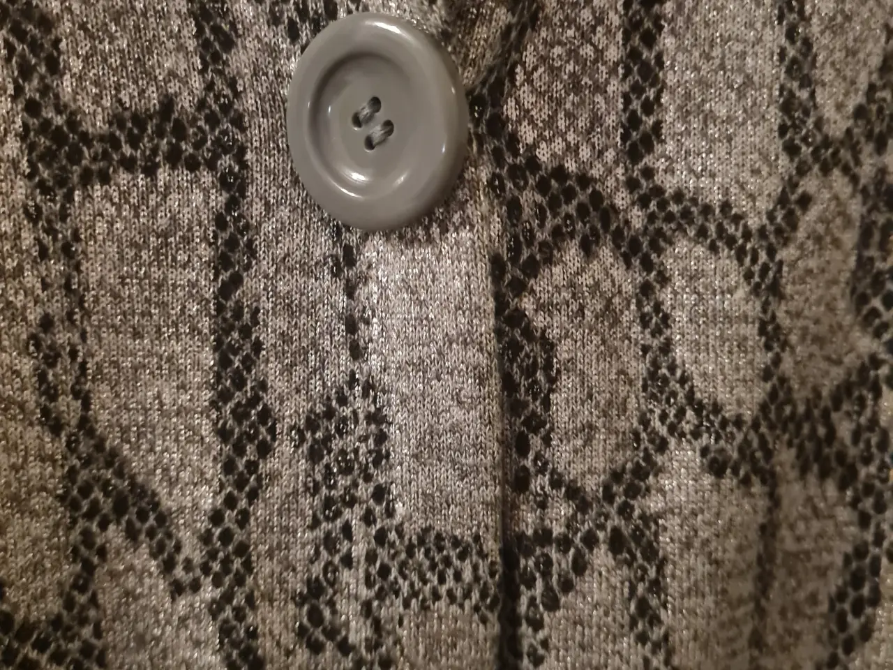 Billede 5 - Sølv cardigan ca str 44-48