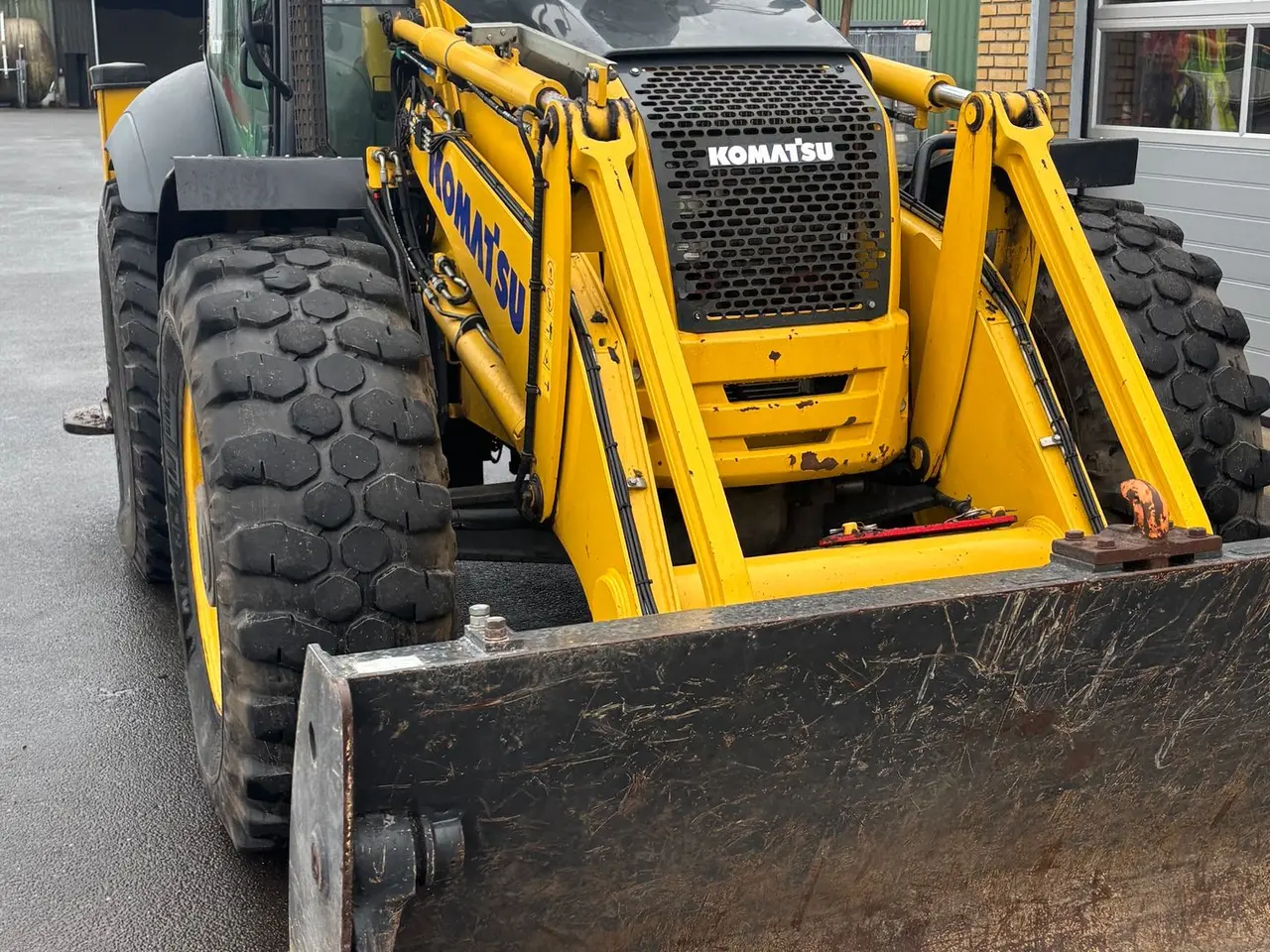 Billede 2 - Komatsu WB97 S PÅ VEJ IND