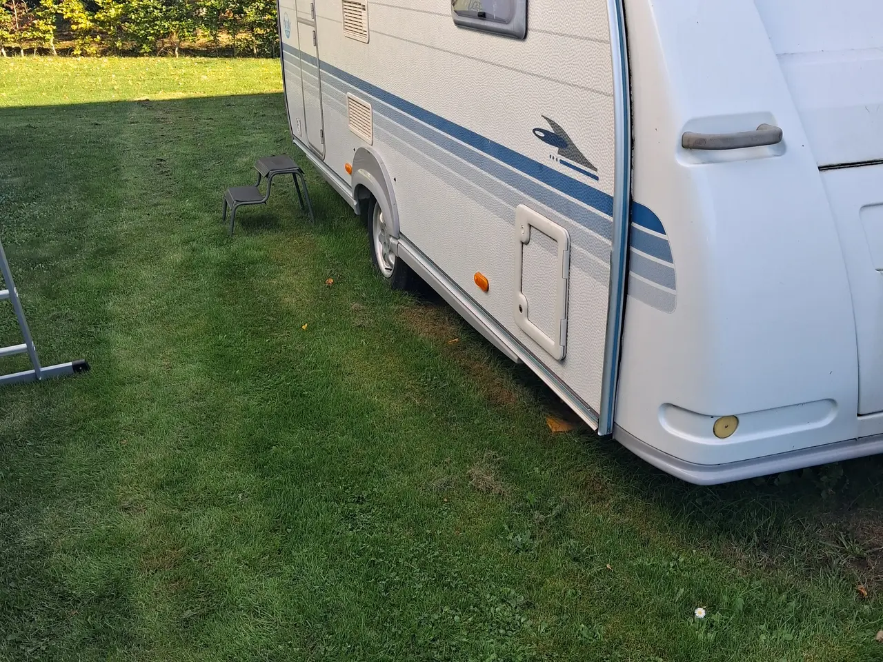 Billede 3 - Meget velholdt campingvogn med ALT i udstyr