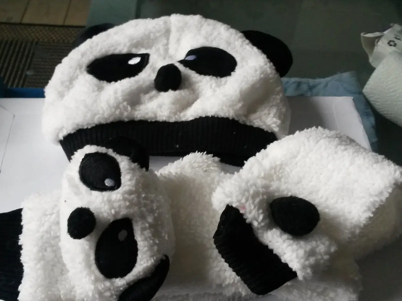 Billede 2 - Sæt, hue og halstørklæder, panda set, str. 86