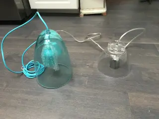Loftlampe blå eller klar