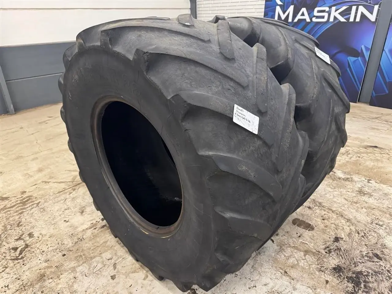 Billede 1 - Michelin 600/65R28
