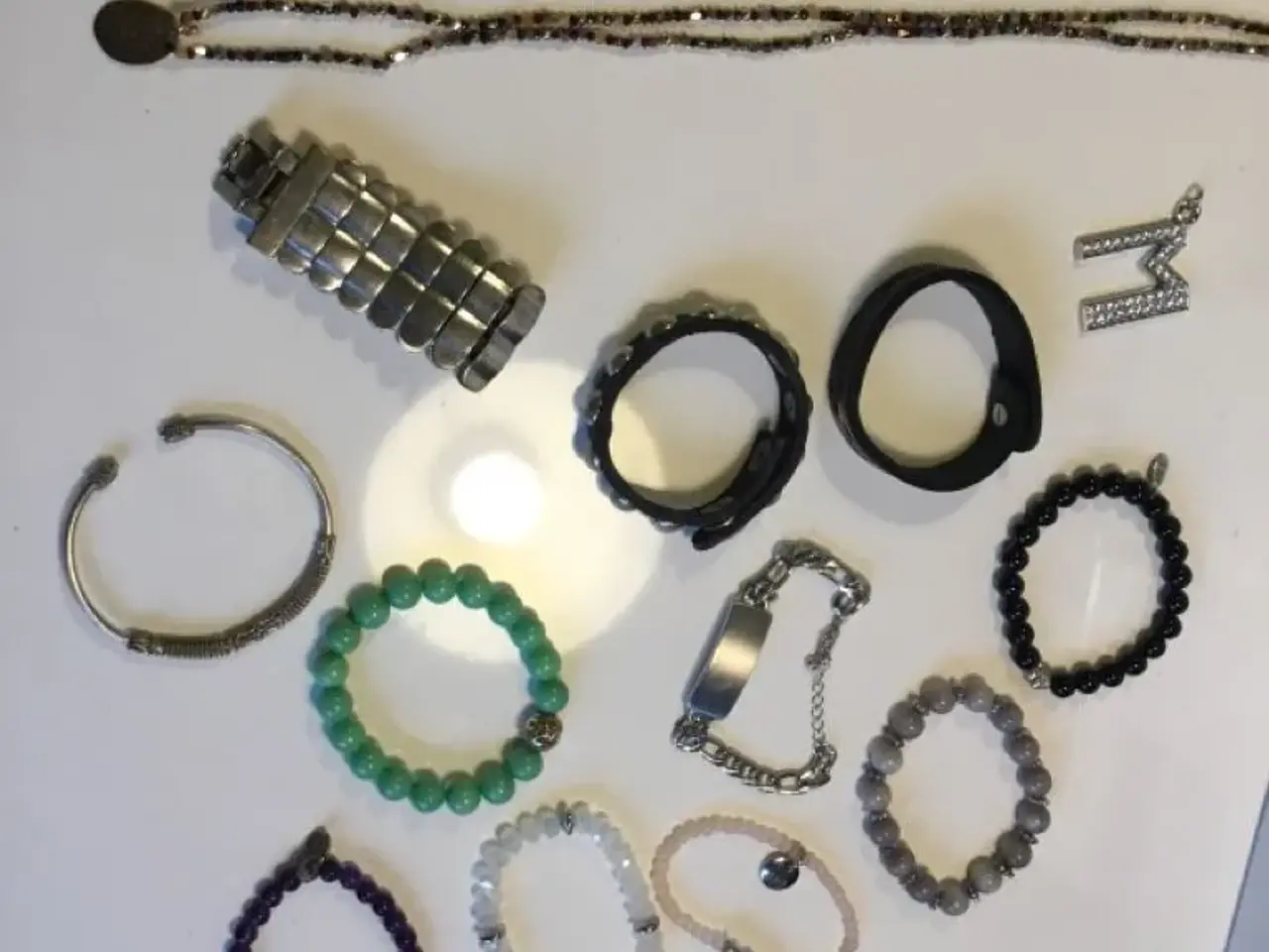 Billede 1 - Armbånd, ørering og kæder
