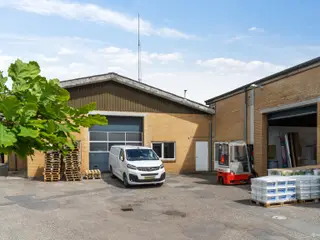 Lager, produktion eller engros butik med tilhørende kontor