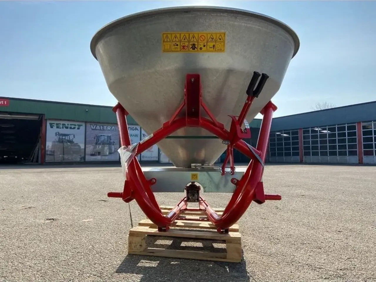 Billede 3 - Salt- og Gødningsspreder 650kg