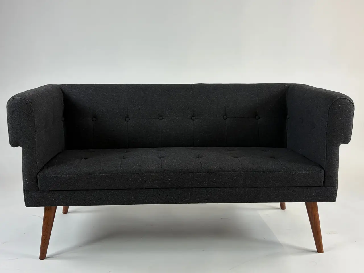 Billede 3 - SofaCompany Harry Sofa – Mørkegrå/Natur Stel