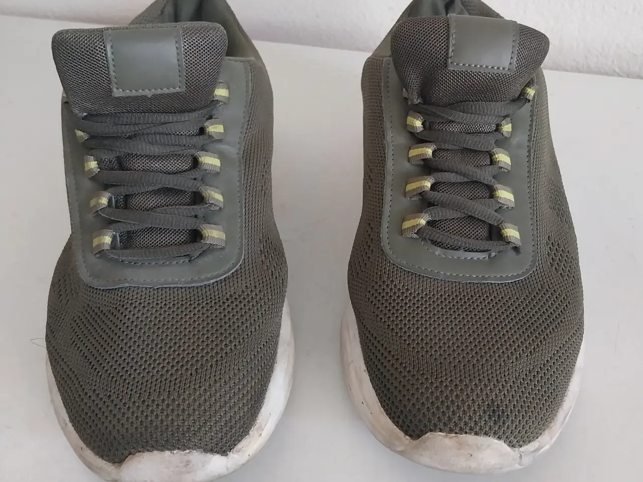 Billede 3 - Grønne sneakers str. 45