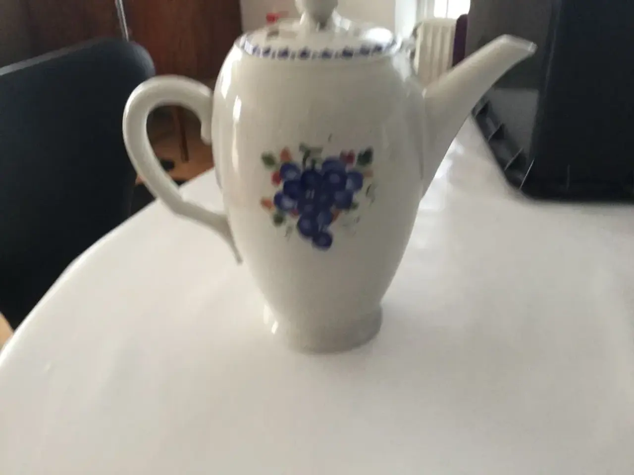 Billede 2 - Fajance kaffekande