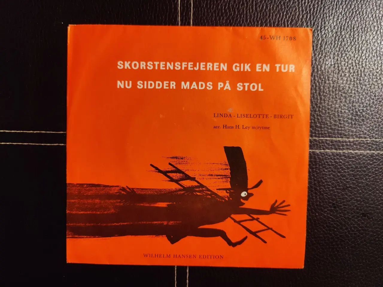Billede 1 - Skorstensfejeren gik en tur LP