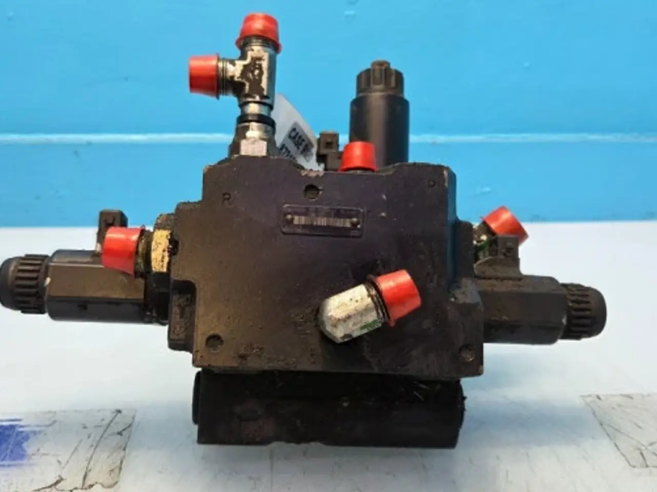 Billede 9 - Case 9120     Ventil   87313989