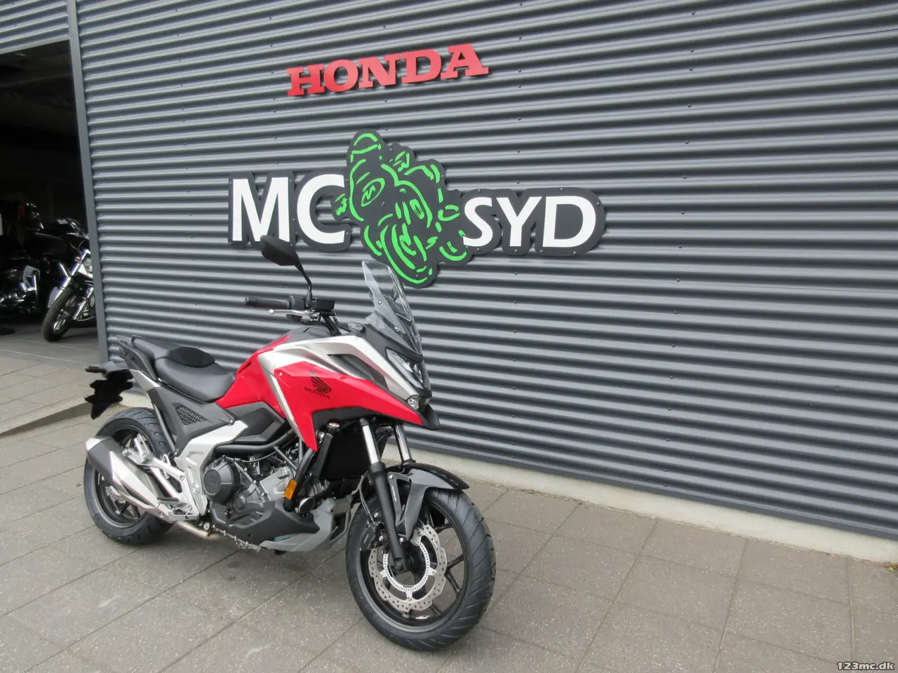 Billede 2 - Honda NC 750 XA MC-SYD BYTTER GERNE 5 ÅRS FABRIKS GARANTI