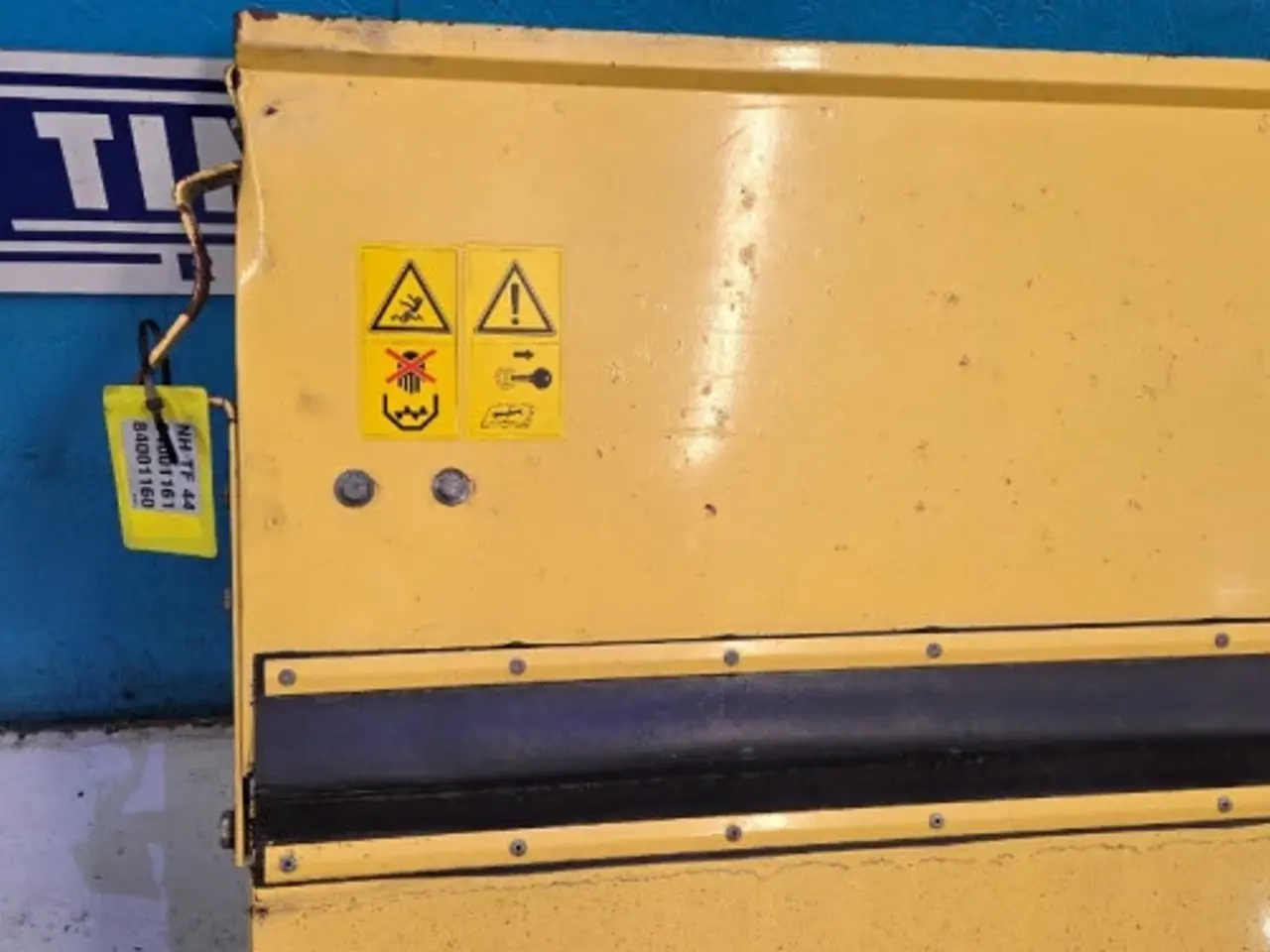 Billede 5 - New Holland TF44 Skærm 84001160