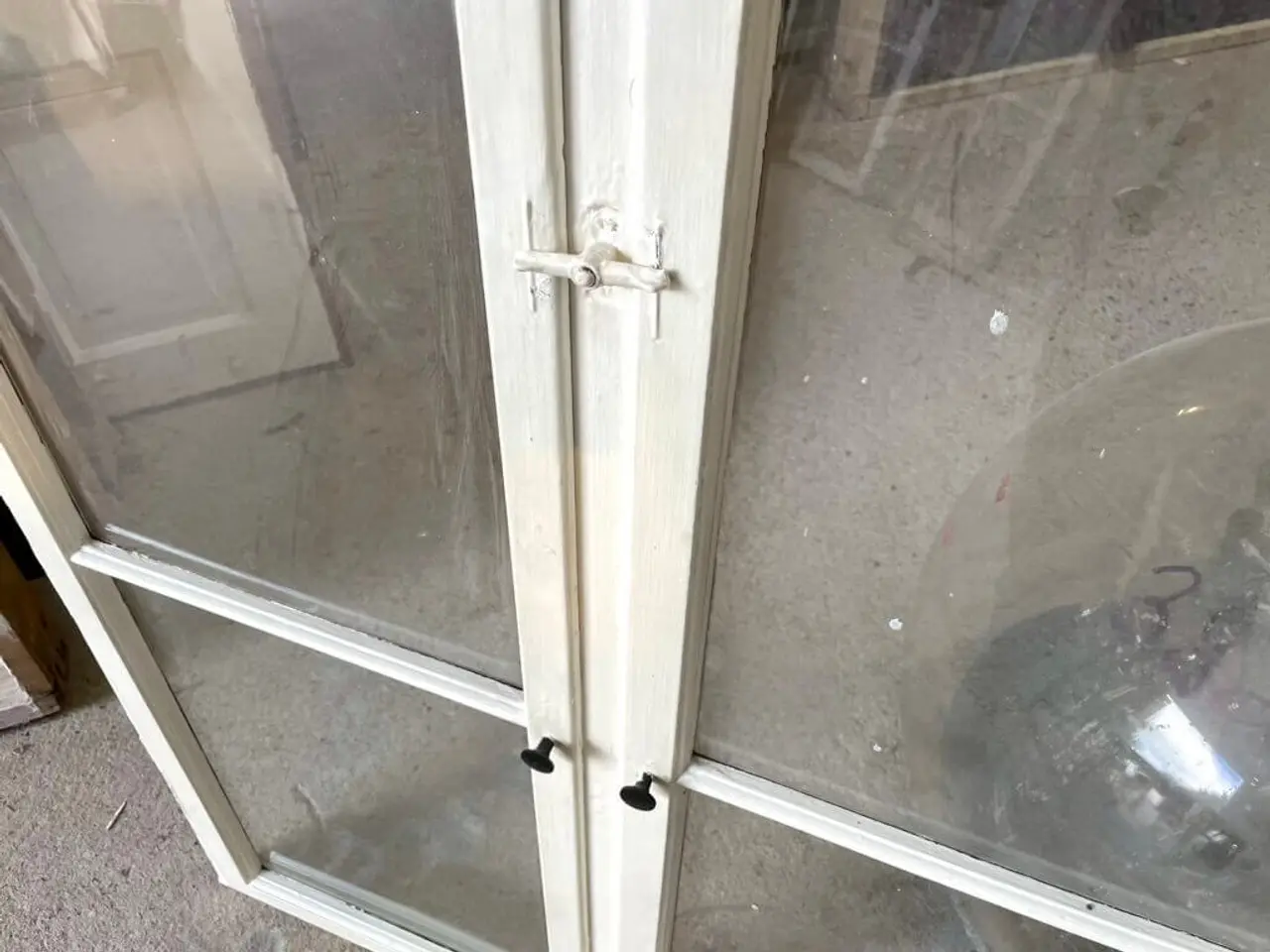 Billede 2 - Smukt, originalt forsatsvindue m. blæst glas