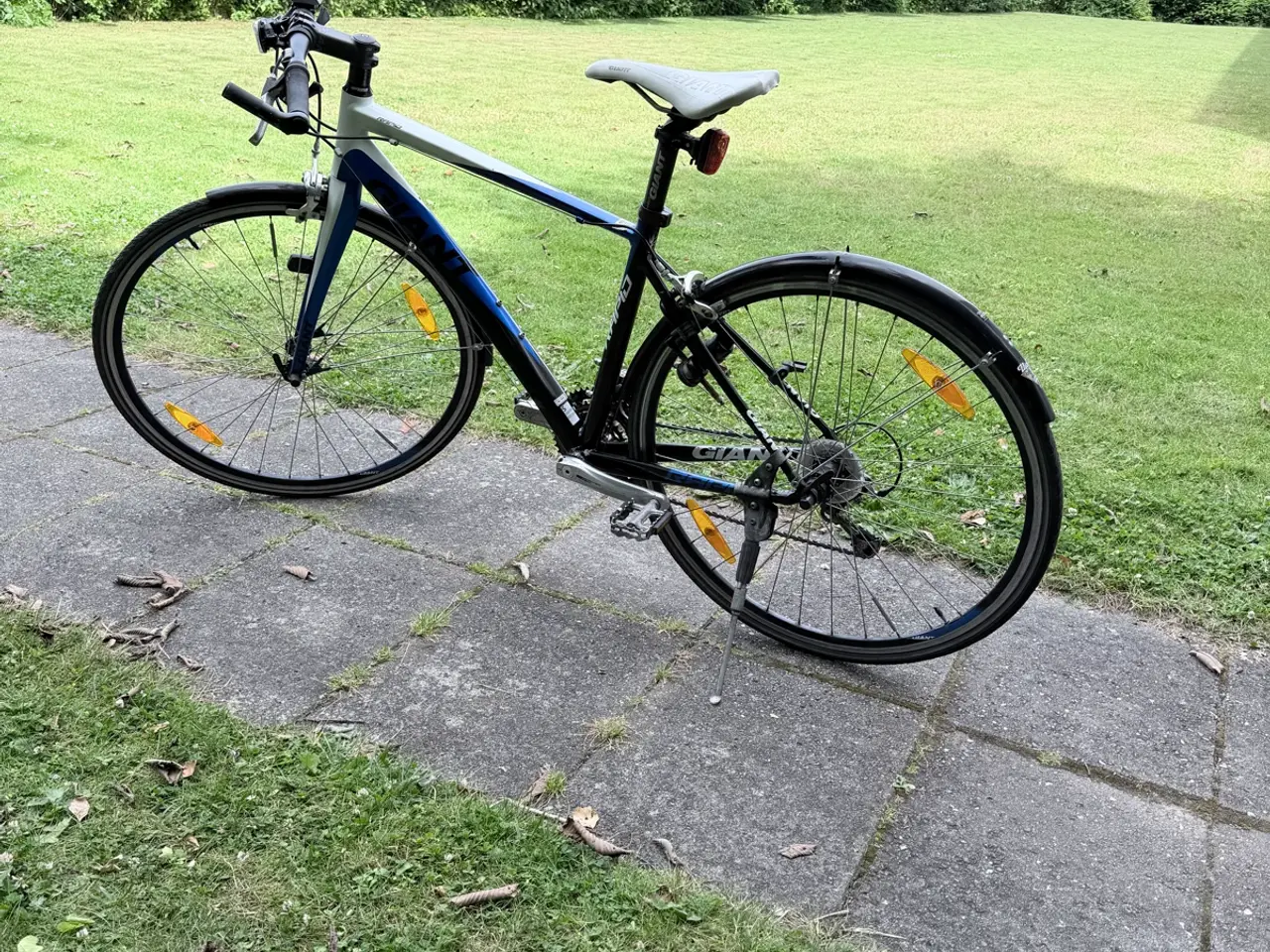 Billede 1 - Giant Rapid hybridcykel – 27 gear – Str. Small