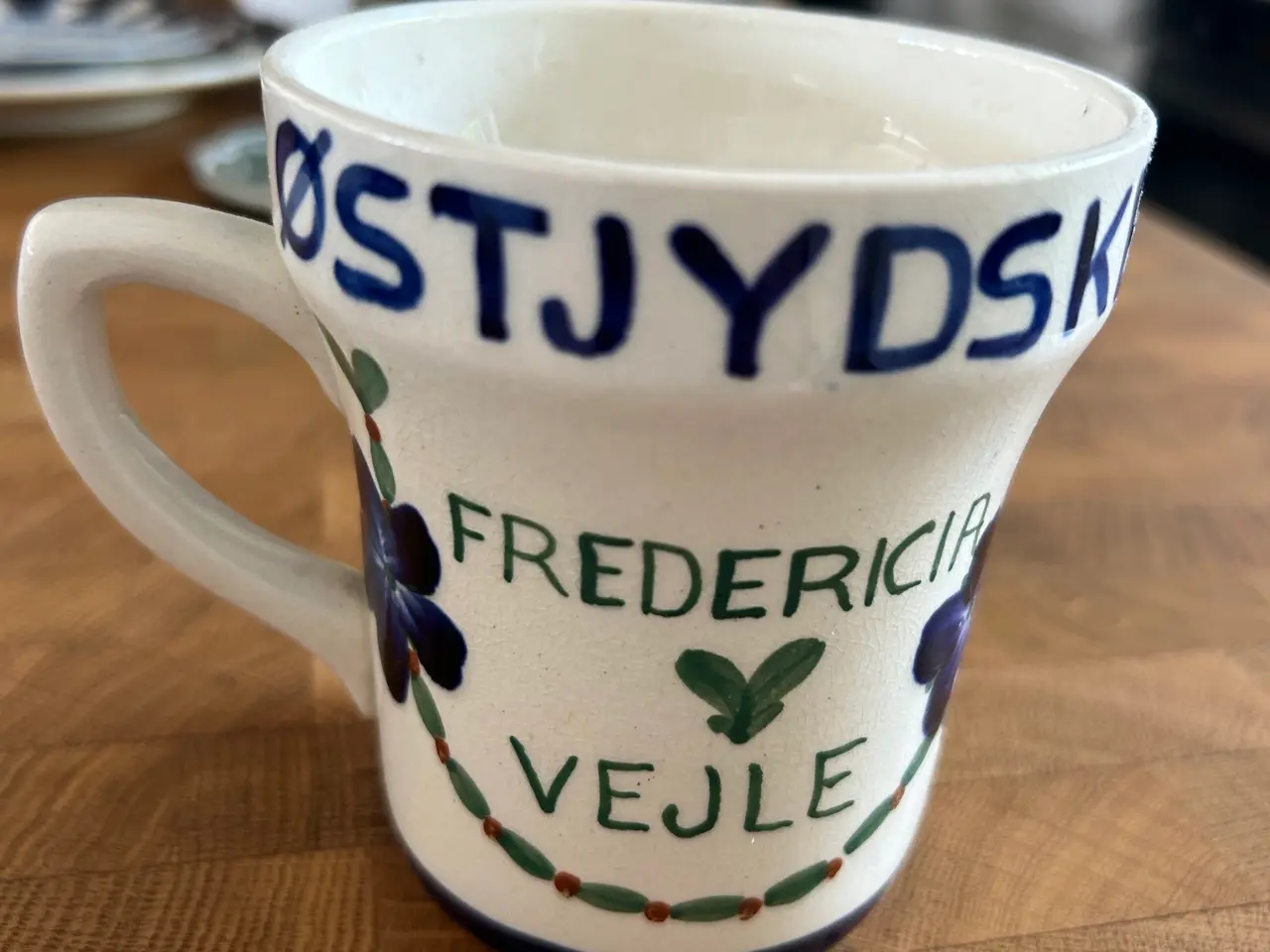 Billede 3 - Aluminia krus for østjyske bryggerier 1909