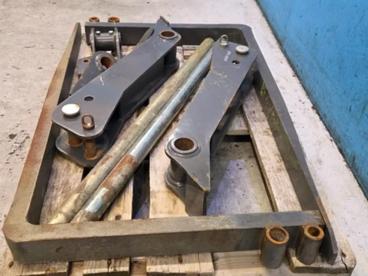 Billede 10 - New Holland B115C Pallegafler Kit 87310367