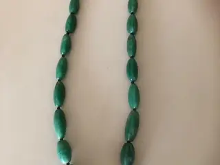 Jade halskæde 52 cm.