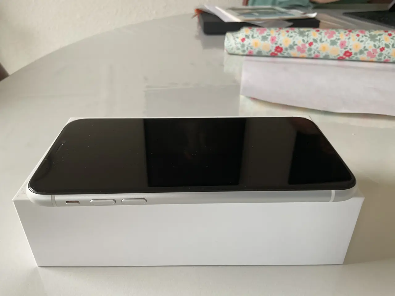 Billede 3 - Iphone XR 64 GB i hvid