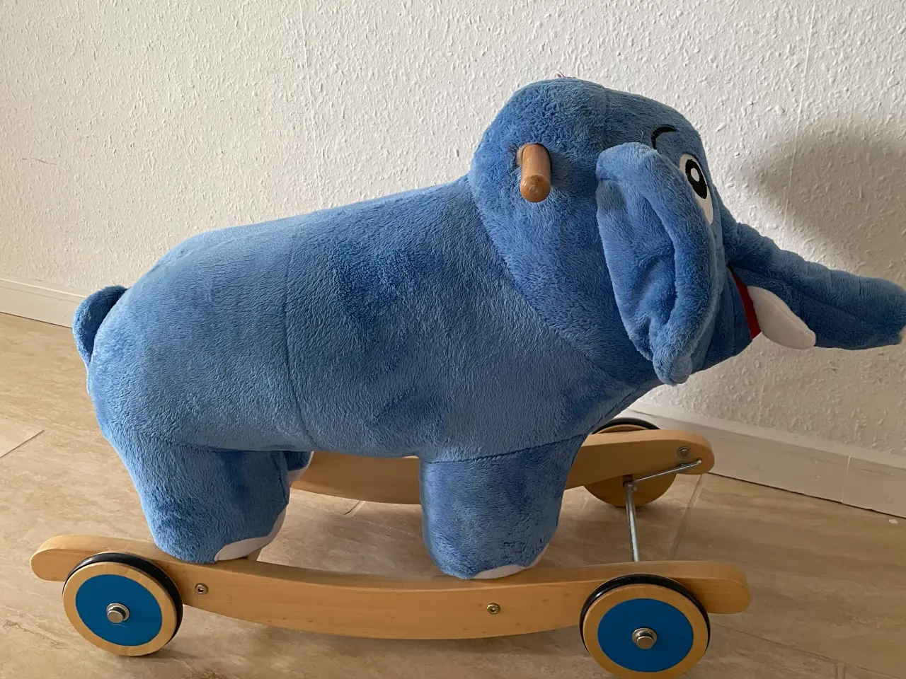 Billede 2 - Krea Bodil Kjær elefant gynge/vippe og kæphest